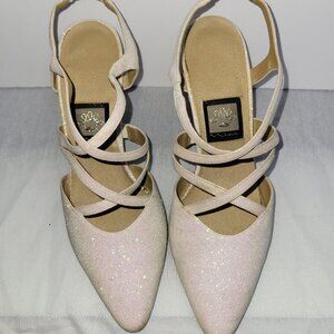 Elegant Nina Ivory Sparkly Shoe Size 8